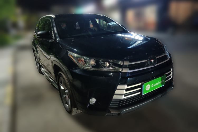 Used Toyota Highlander 2018 2.0T Four-Wheel Drive Luxury Edition 7 Seats China V Emission Standard Front Right 45 Deg