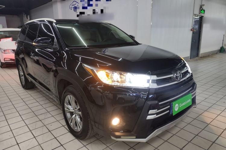 Used Toyota Highlander 2018 2.0T Four-Wheel Drive Elite Edition 7 Seats China VI Standard Front Right 45 Deg
