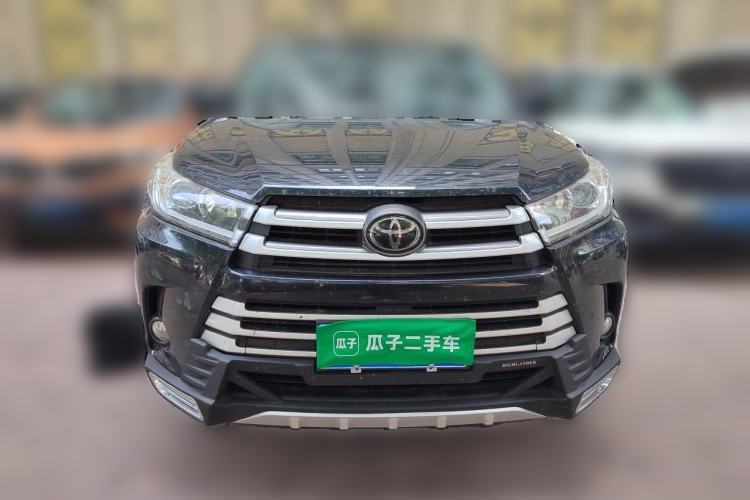 Used Toyota Highlander 2018 2.0T Four-Wheel Drive Luxury Edition 7 Seats China V Emission Standard Front