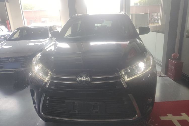 Used Toyota Highlander 2018 2.0T Four-Wheel Drive Prestige Version 7 Seats China VI Standard Front
