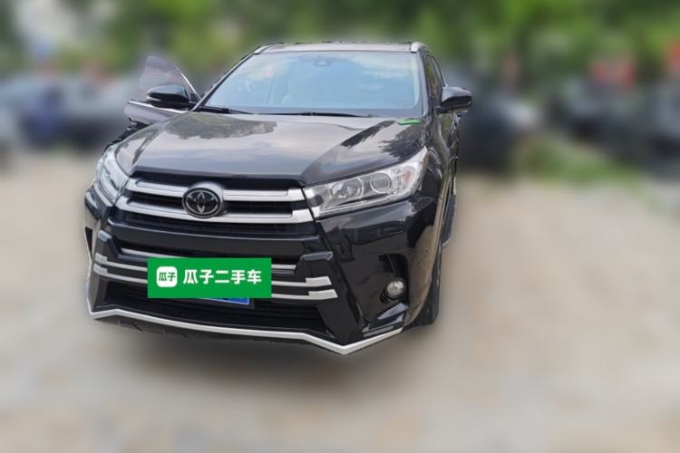 Used Toyota Highlander 2018 2.0T Four-Wheel Drive Luxury Edition 7 Seats China V Emission Standard Front