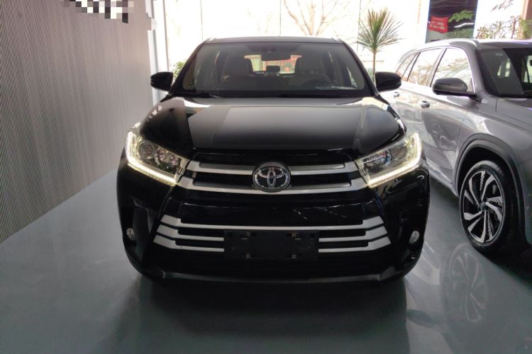 Used Toyota Highlander 2018 2.0T Four-Wheel Drive Elite Edition 7 Seats China VI Standard Front