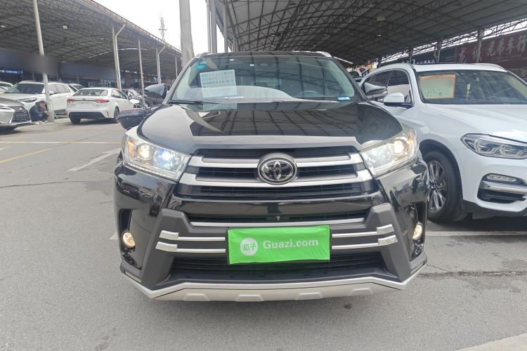 Used Toyota Highlander 2018 2.0T Four-Wheel Drive Luxury Edition 7 Seats China V Emission Standard Front