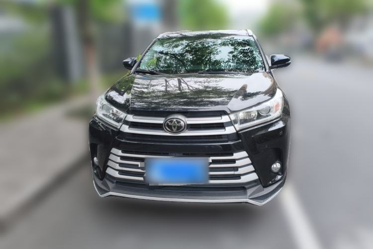 Used Toyota Highlander 2018 2.0T Two-Wheel Drive Luxury Edition 7 Seats China VI Standard Front