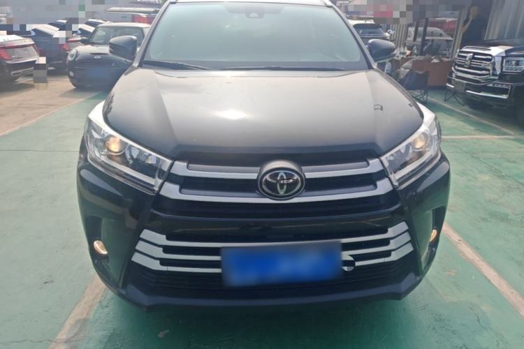 Used Toyota Highlander 2018 2.0T Four-Wheel Drive Luxury Version 7 Seats China VI Standard Front