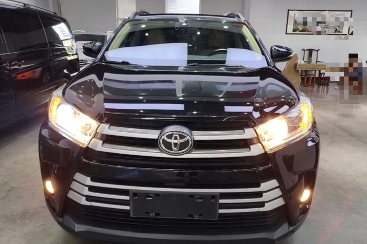Used Toyota Highlander 2018 2.0T Four-Wheel Drive Elite Edition 7 Seats China VI Standard Front