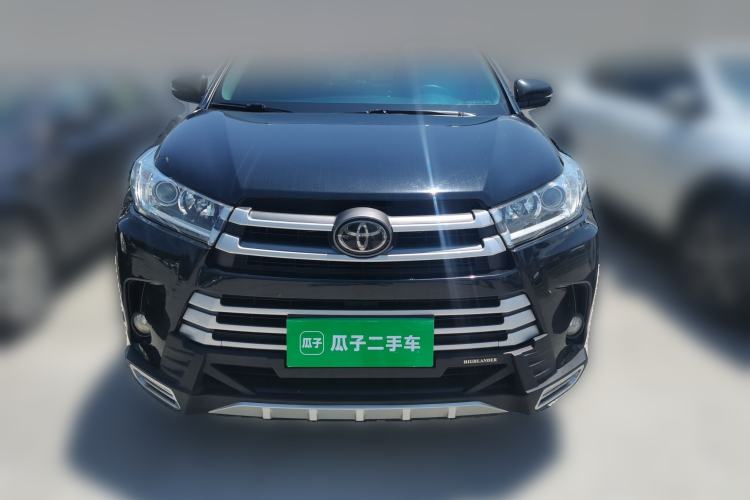 Used Toyota Highlander 2018 2.0T Four-Wheel Drive Luxury Edition 7 Seats China V Emission Standard Front