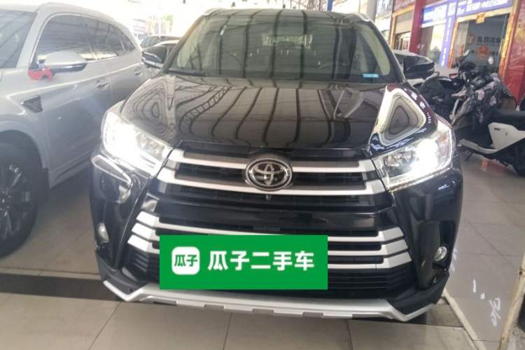 Used Toyota Highlander 2018 2.0T Two-Wheel Drive Elite Version 5 Seats China VI Standard Front