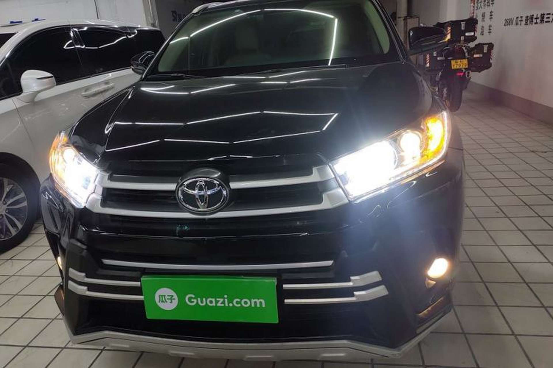 Used Toyota Highlander 2018 2.0T Four-Wheel Drive Elite Edition 7 Seats China VI Standard Front