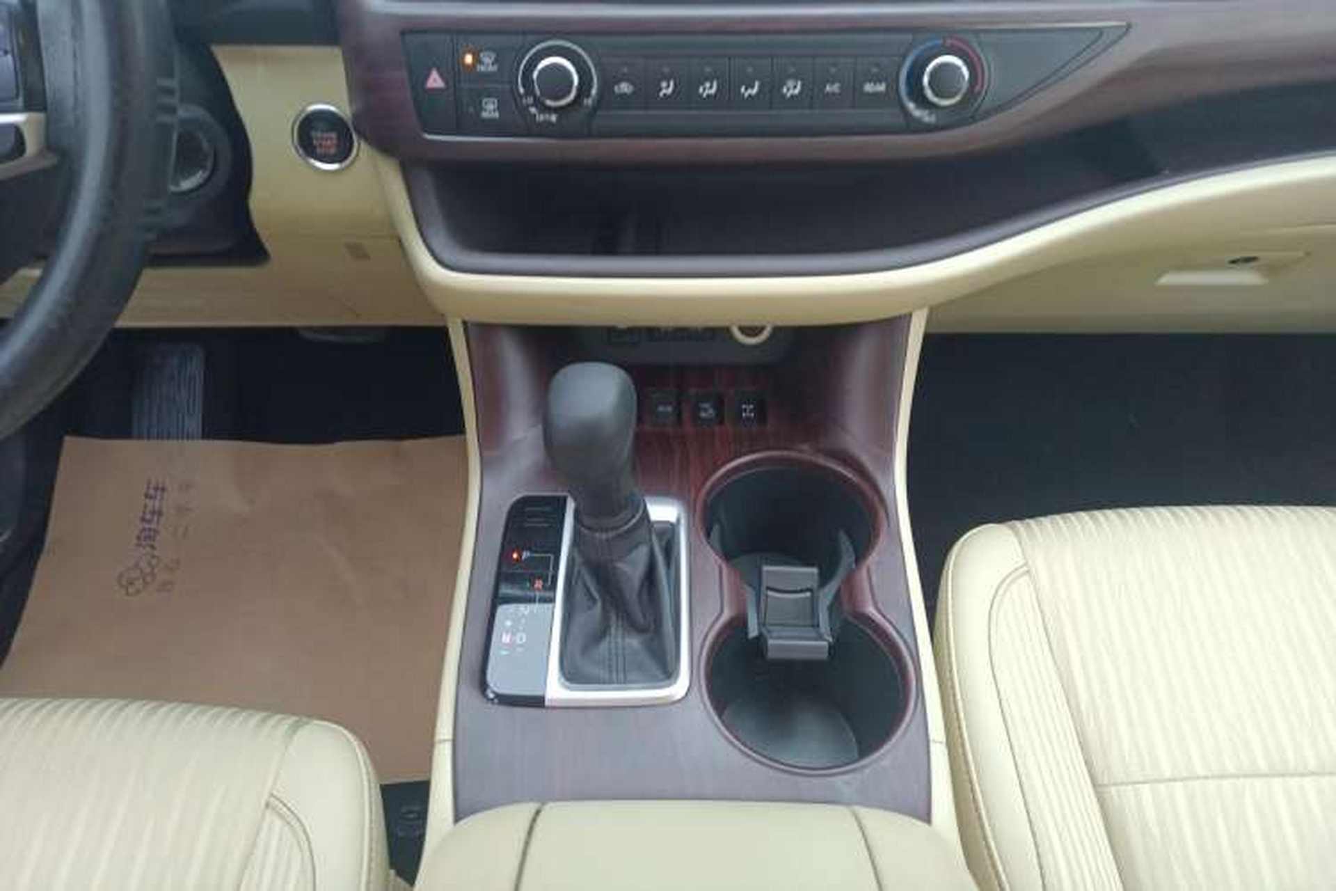 Used Toyota Highlander 2018 2.0T Four-Wheel Drive Elite Edition 7 Seats China V Standard Gear Lever