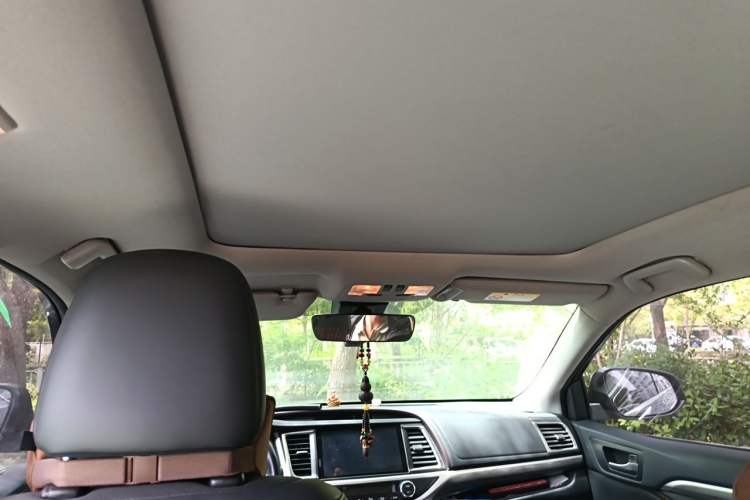 Used Toyota Highlander 2018 2.0T Four-Wheel Drive Ultimate Edition 7-Seater Emission Standard China V Headliner