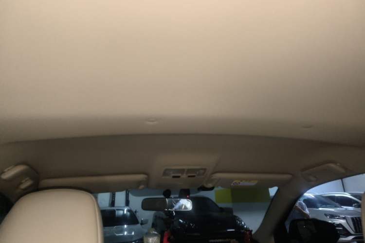 Used Toyota Highlander 2018 2.0T Four-Wheel Drive Elite Edition 7 Seats China VI Standard Headliner