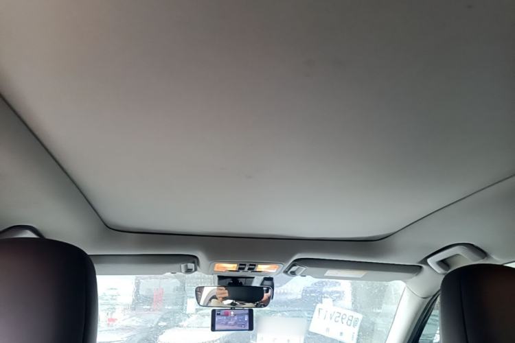 Used Toyota Highlander 2018 2.0T Four-Wheel Drive Luxury Version 7 Seats China VI Standard Headliner