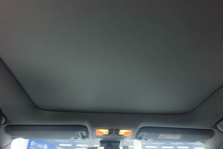 Used Toyota Highlander 2018 2.0T Four-Wheel Drive Supreme Edition 7-Seater China VI Headliner