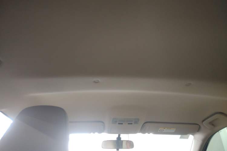 Used Toyota Highlander 2018 2.0T Two-Wheel Drive Elite Version 5 Seats China VI Standard Headliner