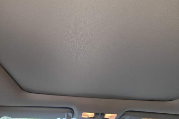 Used Toyota Highlander 2018 2.0T Four-Wheel Drive Knight Edition 7 Seats China VI Standard Headliner