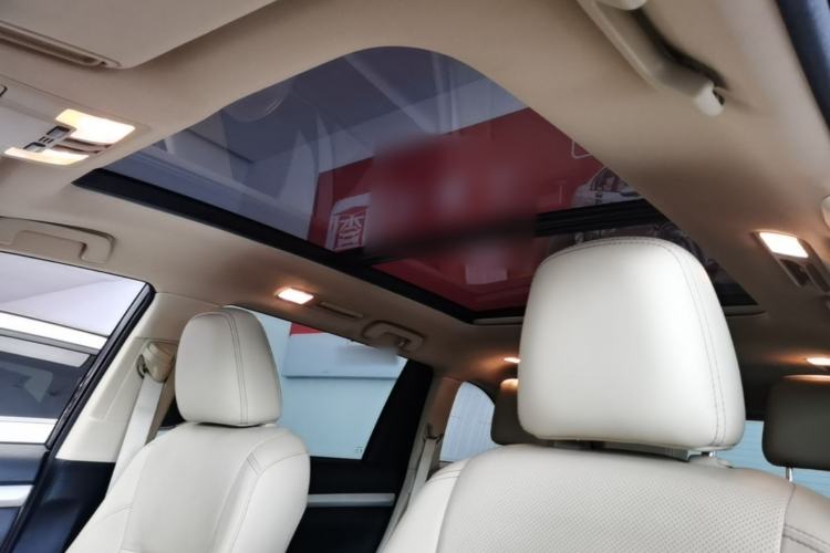 Used Toyota Highlander 2018 2.0T Four-Wheel Drive Prestige Version 7 Seats China VI Standard Headliner