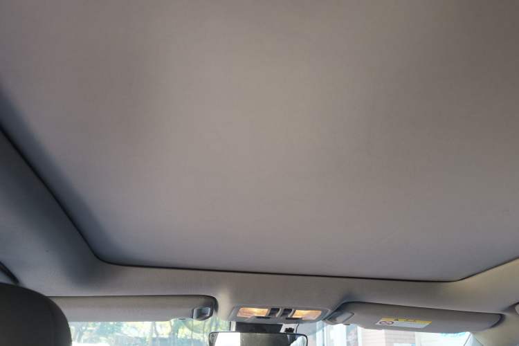 Used Toyota Highlander 2018 2.0T Four-Wheel Drive Luxury Edition 7 Seats China V Emission Standard Headliner
