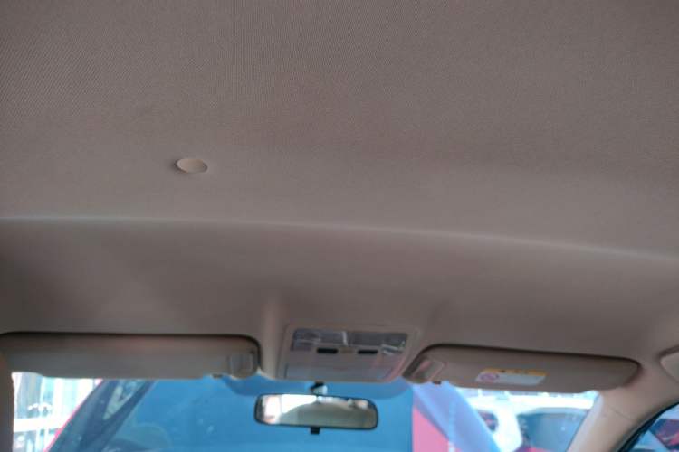 Used Toyota Highlander 2018 2.0T Two-Wheel Drive Elite Version 5 Seats China VI Standard Headliner