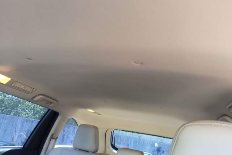 Used Toyota Highlander 2018 2.0T Two-Wheel Drive Elite Version 5 Seats China VI Standard Headliner