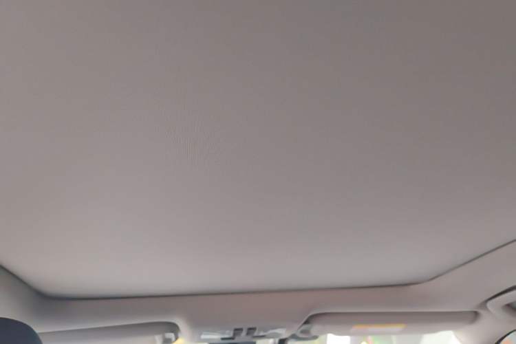 Used Toyota Highlander 2018 2.0T Two-Wheel-Drive Luxury Edition 7 Seats Emission Standard China V Headliner