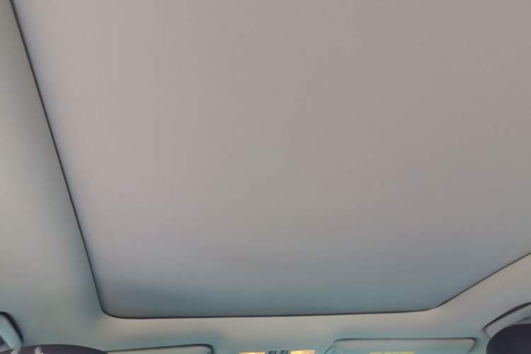 Used Toyota Highlander 2018 2.0T Four-Wheel Drive Prestige Version 7 Seats China VI Standard Headliner