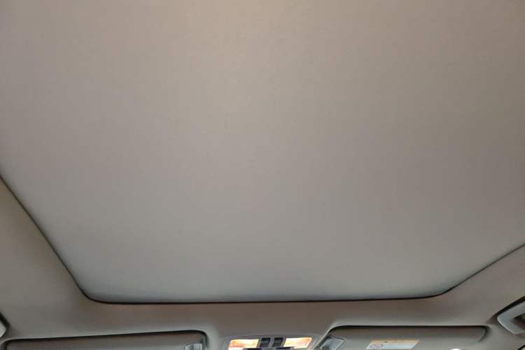 Used Toyota Highlander 2018 2.0T Four-Wheel Drive Ultimate Edition 7-Seater Emission Standard China V Headliner
