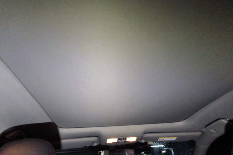 Used Toyota Highlander 2018 2.0T Four-Wheel Drive Supreme Edition 7-Seater China VI Headliner