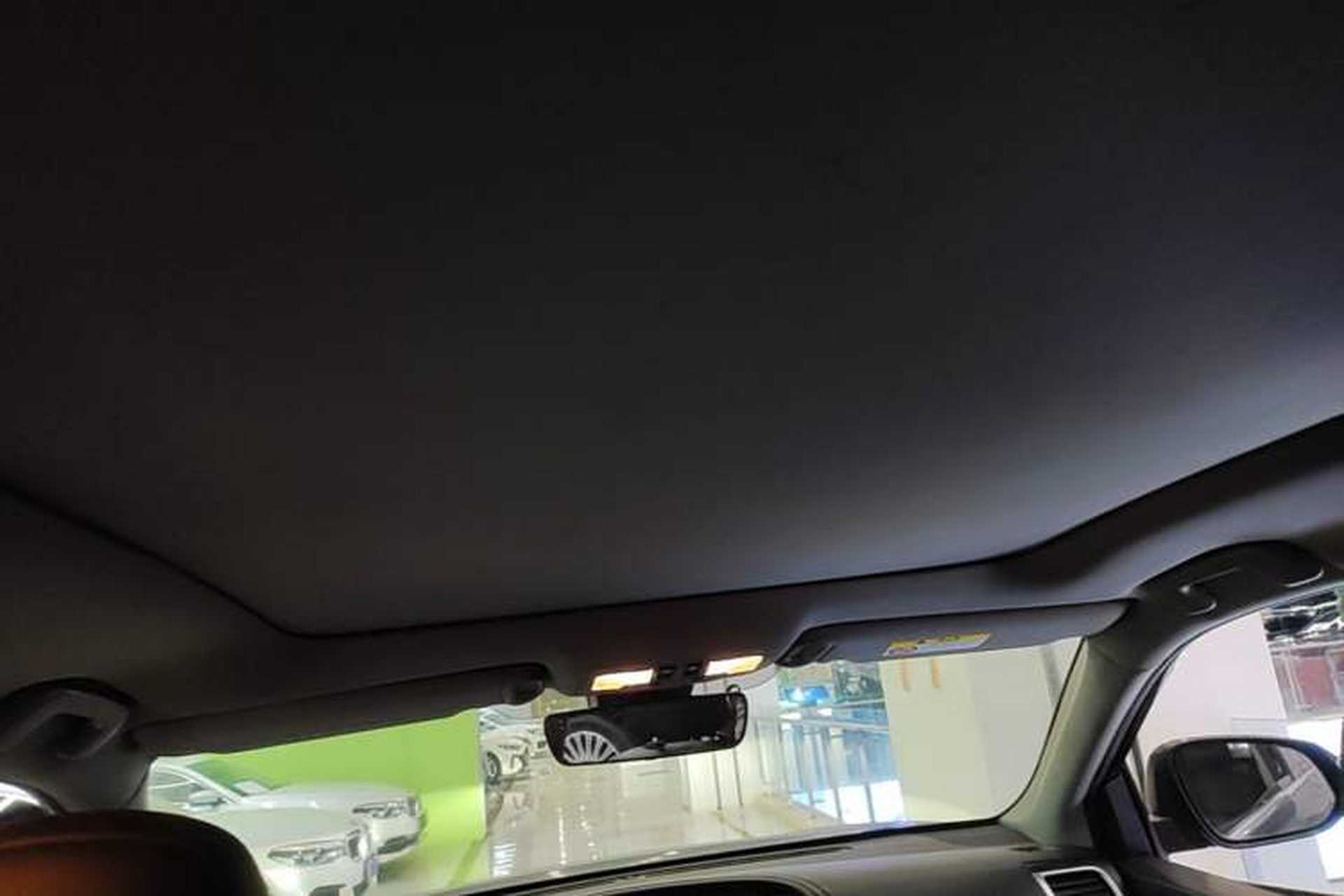 Used Toyota Highlander 2018 2.0T Four-Wheel Drive Supreme Edition 7-Seater China VI Headliner