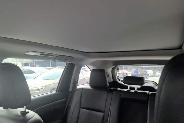 Used Toyota Highlander 2018 2.0T Four-Wheel Drive Ultimate Edition 7-Seater Emission Standard China V Headliner