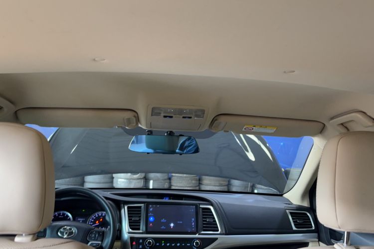 Used Toyota Highlander 2018 2.0T Four-Wheel Drive Elite Edition 7 Seats China V Standard Headliner