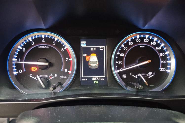 Used Toyota Highlander 2018 2.0T Four-Wheel Drive Prestige Version 7 Seats China VI Standard Instrument Cluster