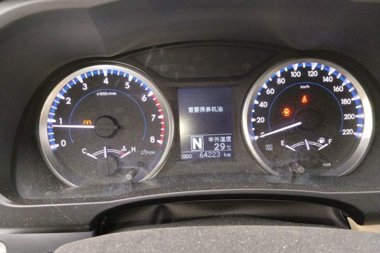 Used Toyota Highlander 2018 2.0T Two-Wheel Drive Elite Version 5 Seats China VI Standard Instrument Cluster