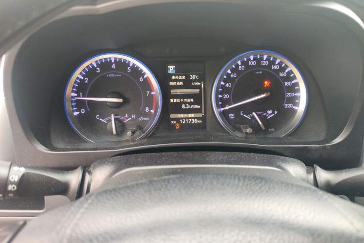 Used Toyota Highlander 2018 2.0T Four-Wheel Drive Prestige Version 7 Seats China V Emission Standard Instrument Cluster