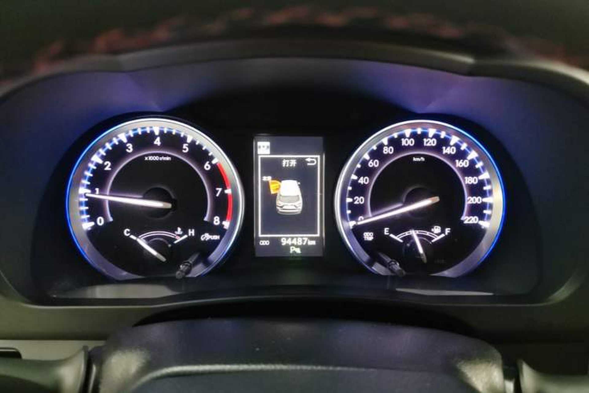 Used Toyota Highlander 2018 2.0T Four-Wheel Drive Prestige Version 7 Seats China VI Standard Instrument Cluster