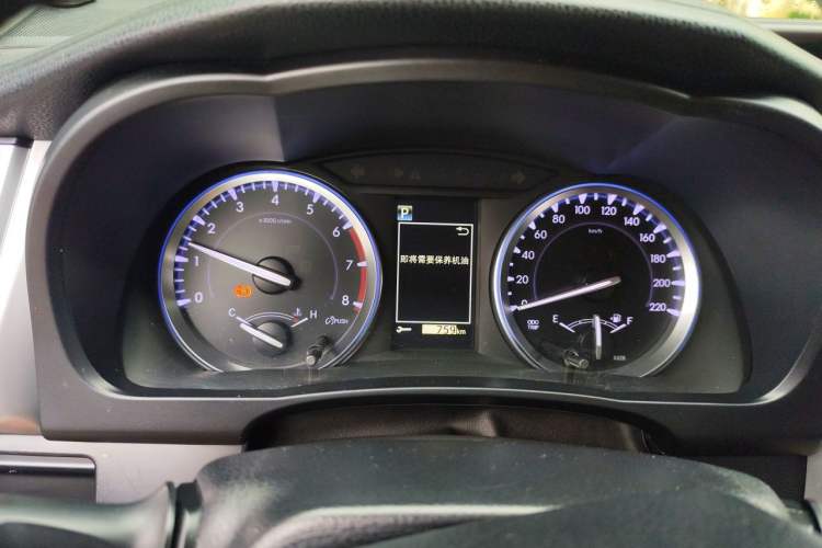 Used Toyota Highlander 2018 2.0T Four-Wheel Drive Prestige Version 7 Seats China V Emission Standard Instrument Cluster