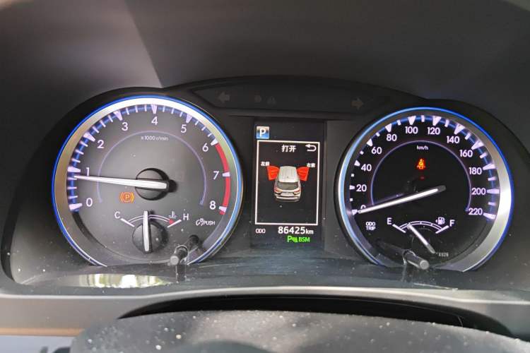 Used Toyota Highlander 2018 2.0T Four-Wheel Drive Supreme Edition 7-Seater China VI Instrument Cluster