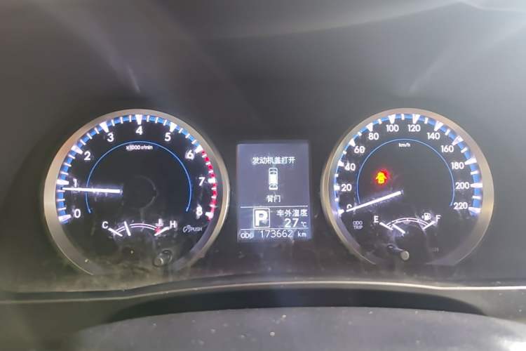 Used Toyota Highlander 2018 2.0T Two-Wheel Drive Elite Version 5 Seats China VI Standard Instrument Cluster