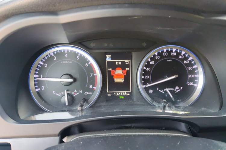 Used Toyota Highlander 2018 2.0T Four-Wheel Drive Prestige Version 7 Seats China VI Standard Instrument Cluster