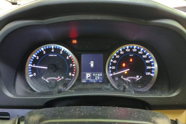 Used Toyota Highlander 2018 2.0T Four-Wheel Drive Elite Edition 7 Seats China V Standard Instrument Cluster