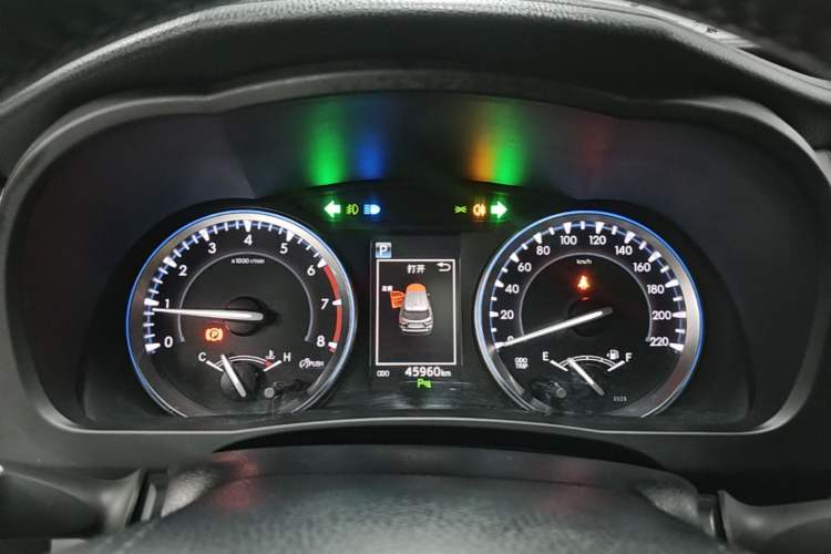 Used Toyota Highlander 2018 2.0T Four-Wheel Drive Prestige Version 7 Seats China VI Standard Instrument Cluster