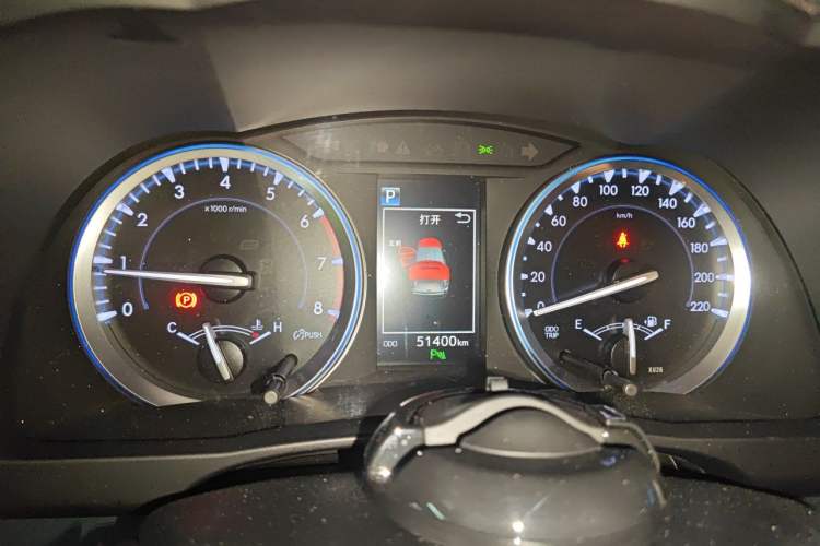 Used Toyota Highlander 2018 2.0T Four-Wheel Drive Luxury Version 7 Seats China VI Standard Instrument Cluster