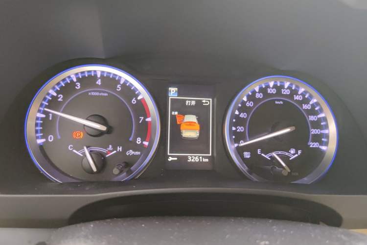 Used Toyota Highlander 2018 2.0T Four-Wheel Drive Luxury Version 7 Seats China VI Standard Instrument Cluster