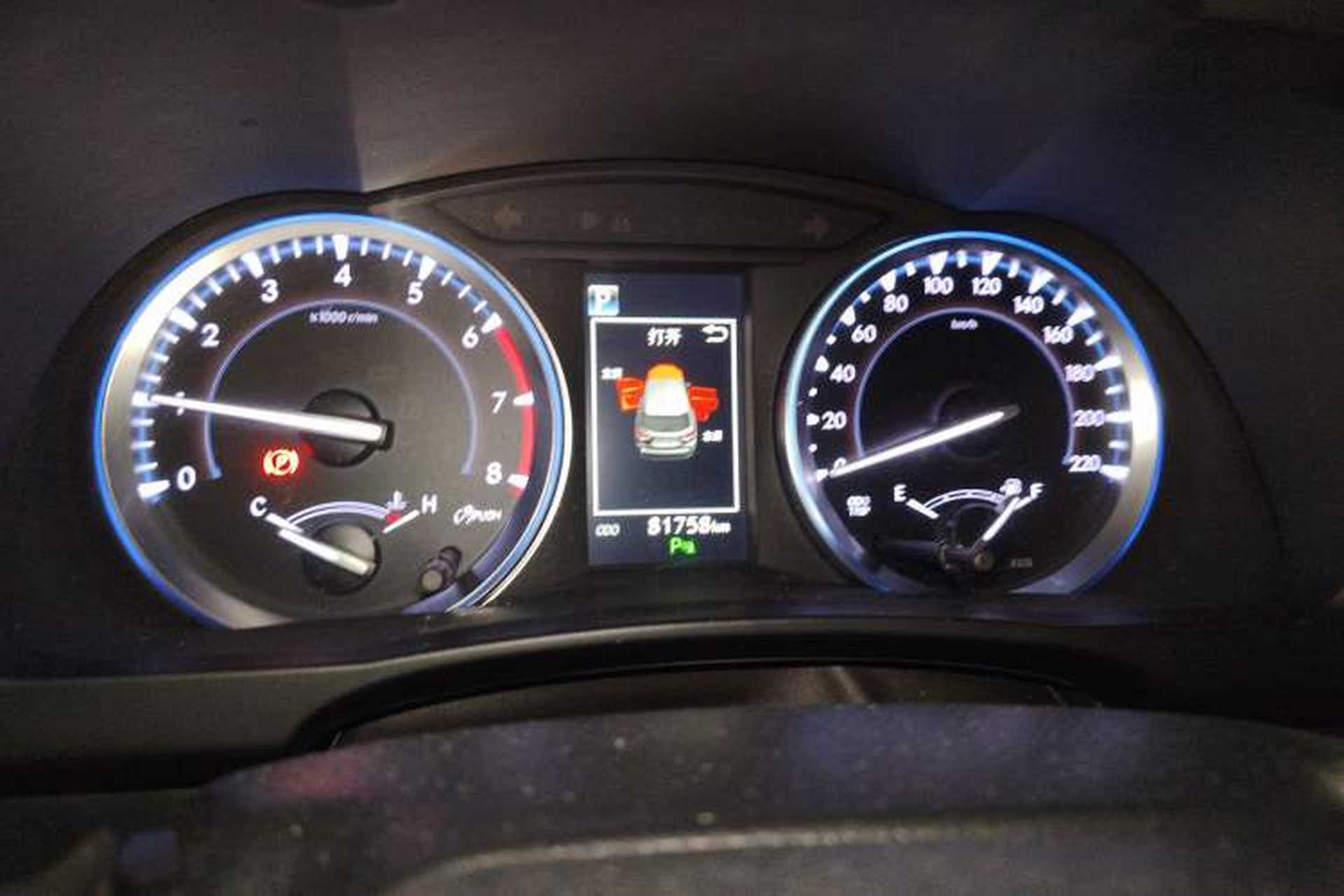 Used Toyota Highlander 2018 2.0T Four-Wheel Drive Luxury Version 7 Seats China VI Standard Instrument Cluster
