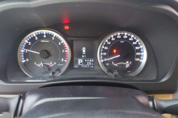 Used Toyota Highlander 2018 2.0T Four-Wheel Drive Elite Edition 7 Seats China V Standard Instrument Cluster