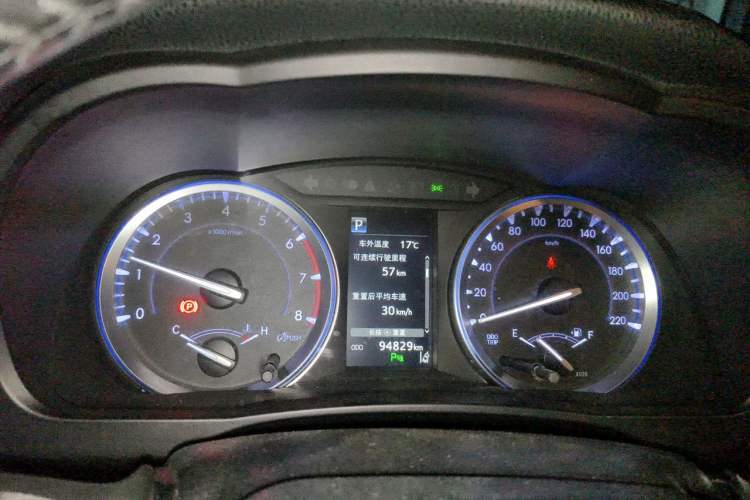 Used Toyota Highlander 2018 2.0T Four-Wheel Drive Prestige Version 7 Seats China VI Standard Instrument Cluster
