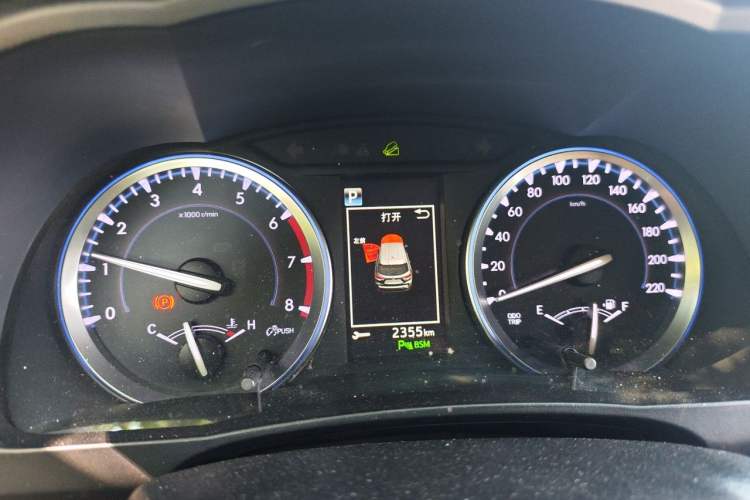 Used Toyota Highlander 2018 2.0T Four-Wheel Drive Supreme Edition 7-Seater China VI Instrument Cluster