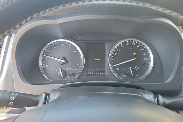 Used Toyota Highlander 2018 2.0T Four-Wheel Drive Luxury Version 7 Seats China VI Standard Instrument Cluster