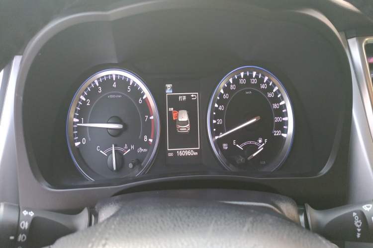 Used Toyota Highlander 2018 2.0T Four-Wheel Drive Luxury Version 7 Seats China VI Standard Instrument Cluster