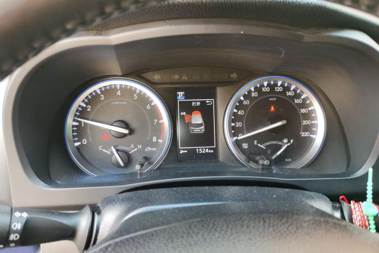 Used Toyota Highlander 2018 2.0T Four-Wheel Drive Luxury Edition 7 Seats China V Emission Standard Instrument Cluster